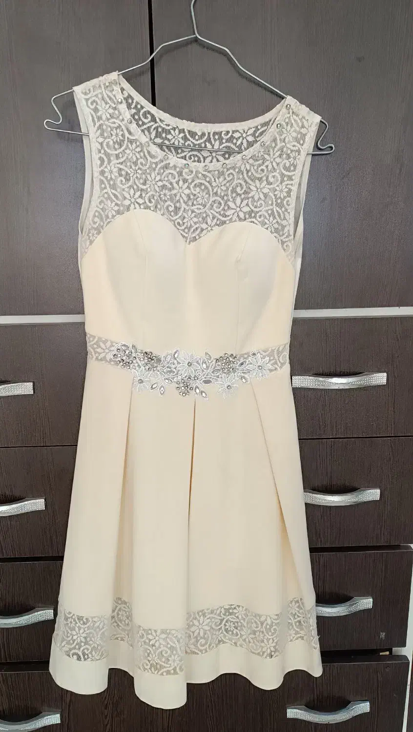 مانتو ولباس مجلسی|لباس|تویسرکان, |دیوار