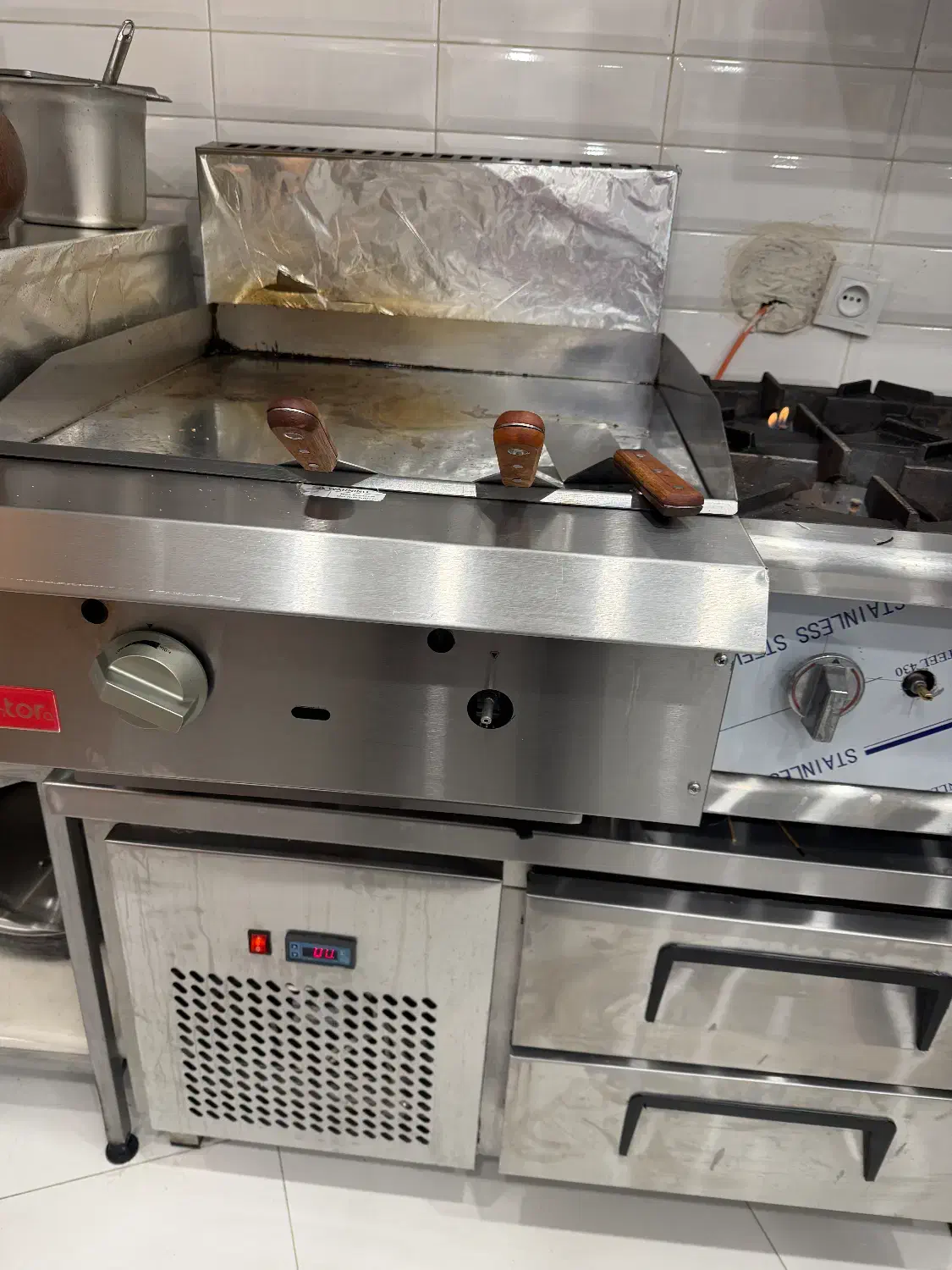 فروش تجهیزات کافه رستوران در حد نو|کافی‌شاپ و رستوران|تهران, نیاوران|دیوار