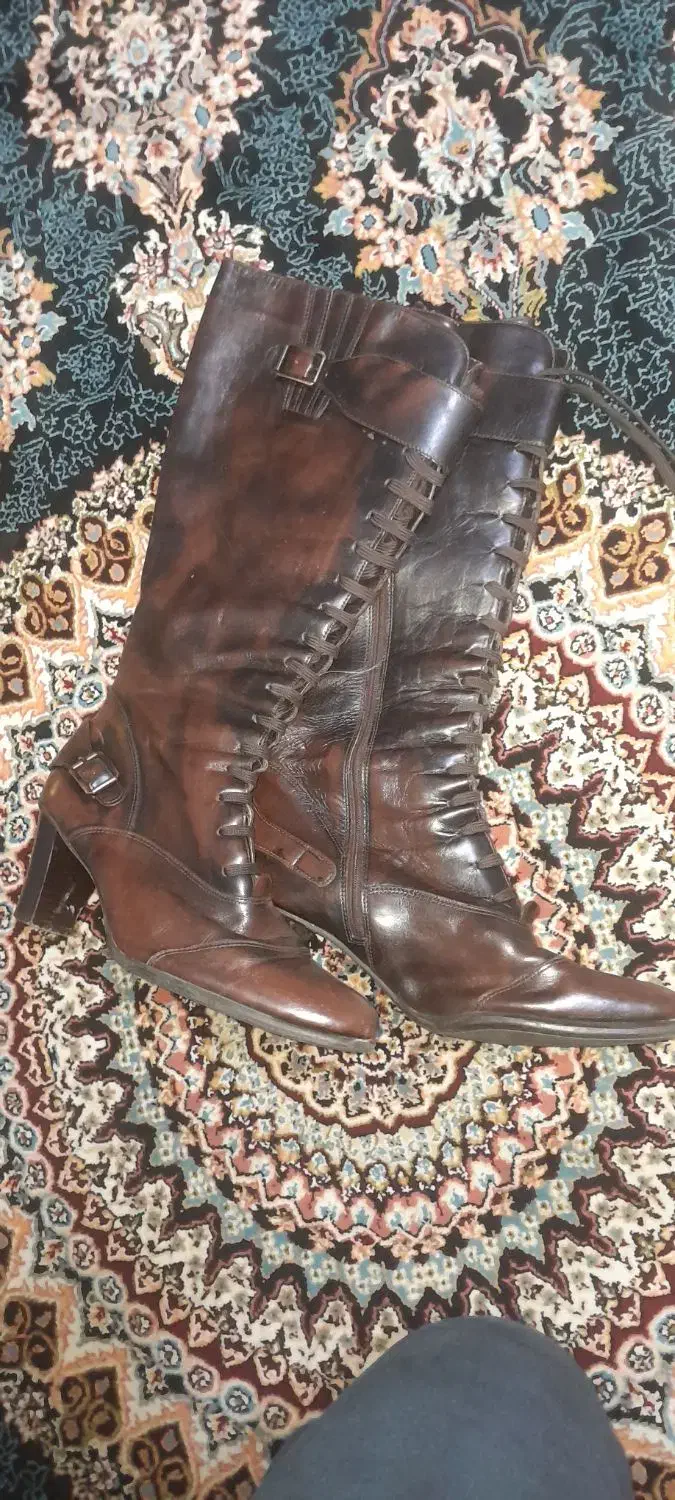 کفش|کیف، کفش، کمربند|کامیاران, |دیوار