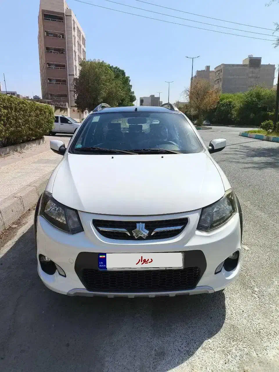 کوییک R سقف مشکی|خودرو سواری و وانت|دزفول, |دیوار