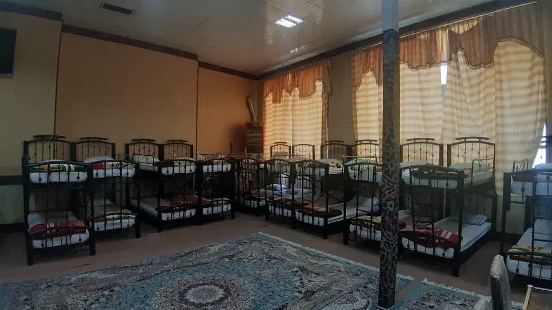 حسینیه فلکه آب|اجارهٔ کوتاهمدت آپارتمان و سوئیت|مشهد, عیدگاه|دیوار