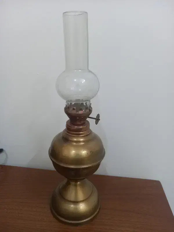 چراغ گرد سوز|کلکسیون اشیاء عتیقه|تهران, عبدلآباد|دیوار