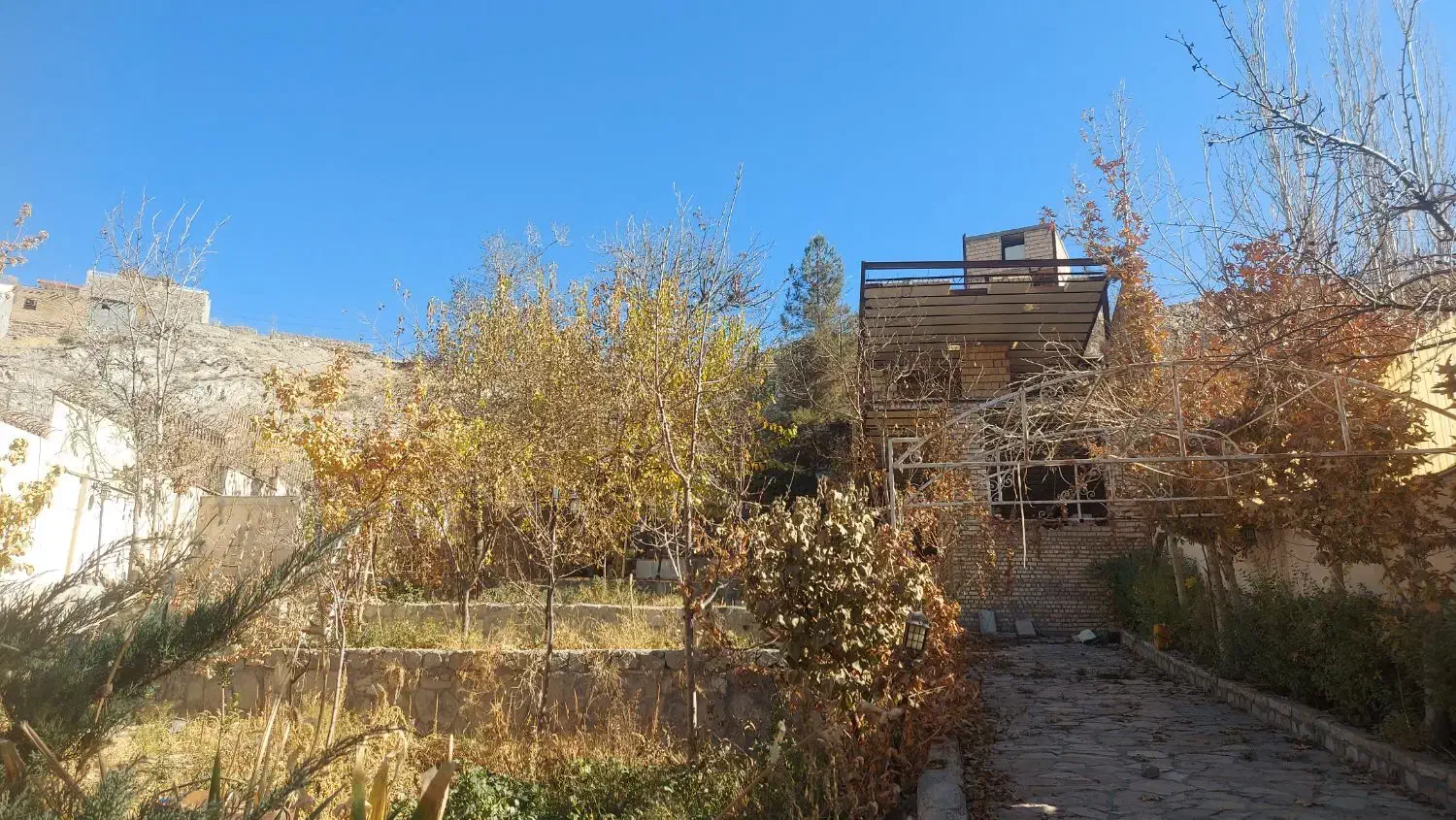 باغ ویلای 2400 متری سنددار در طرقبه|فروش زمین و ملک کلنگی|طرقبه, |دیوار