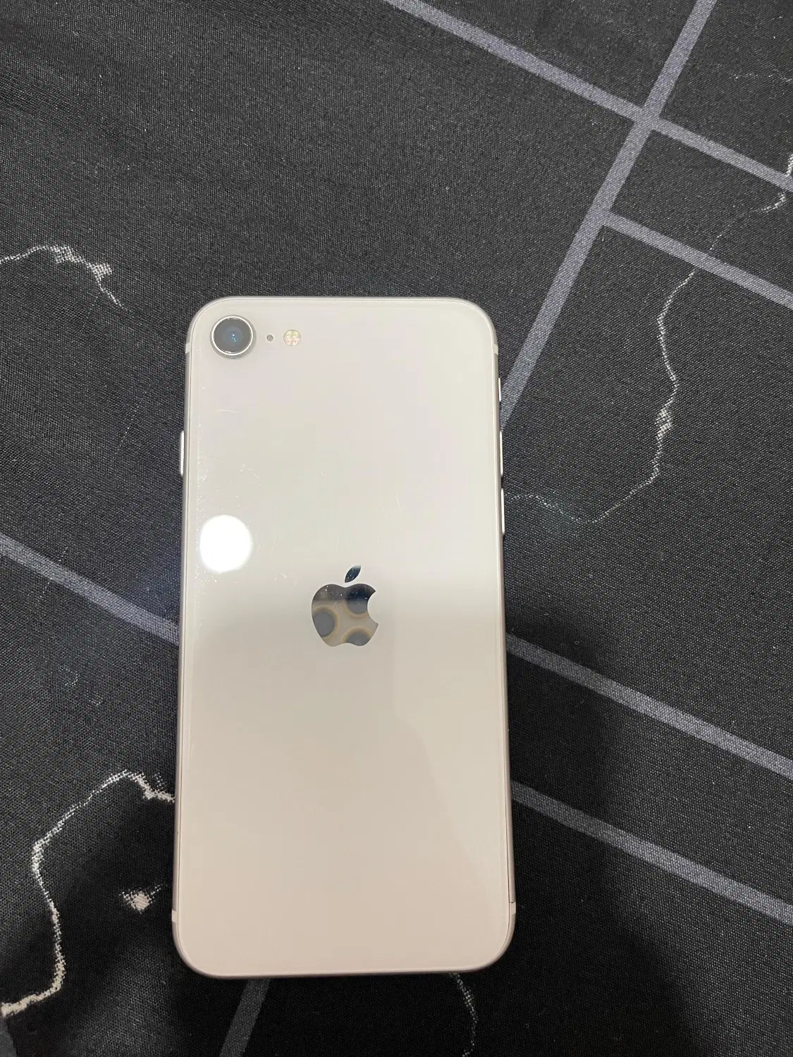 iPhone se 2020|موبایل|گلستان (تهران), |دیوار