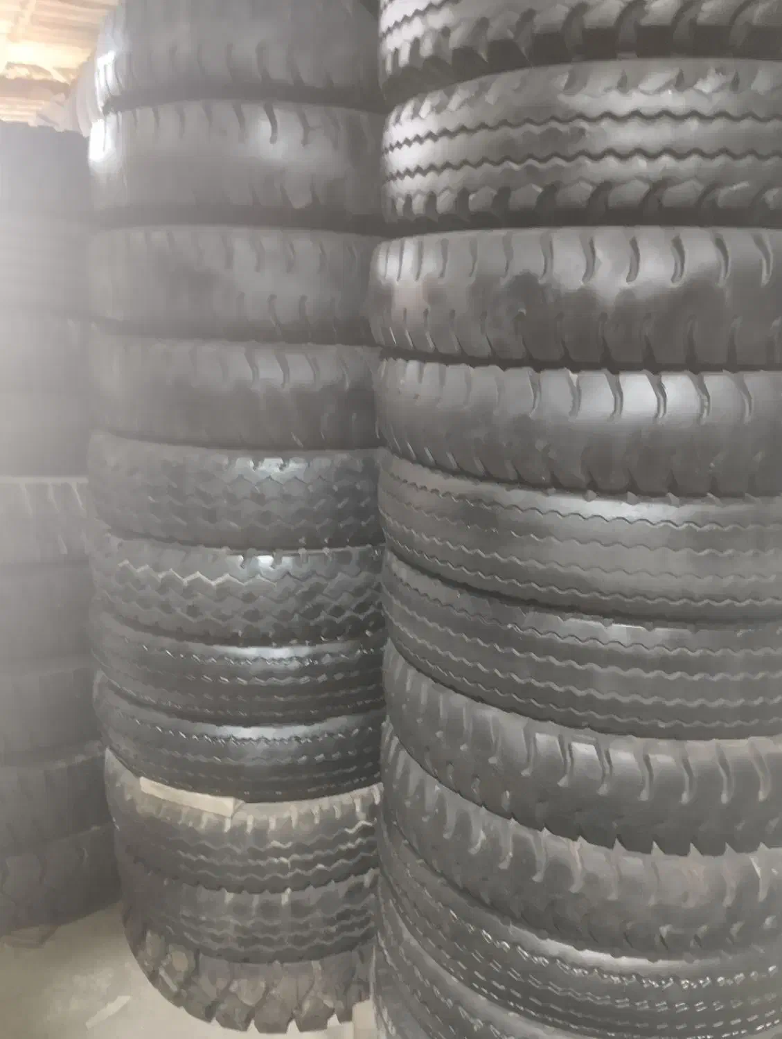 انواع لاستیک های استوک ماشین آلات عمده وتکی|قطعات یدکی و لوازم جانبی|سنندج, |دیوار