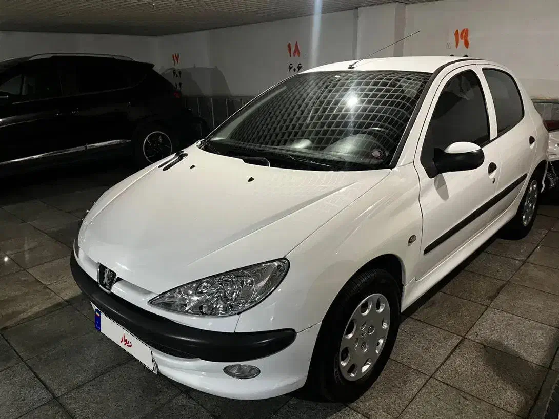 پژو ۲۰۶ تیپ ۵ مدل ۹۸|خودرو سواری و وانت|تهران, شهرک بوعلی|دیوار