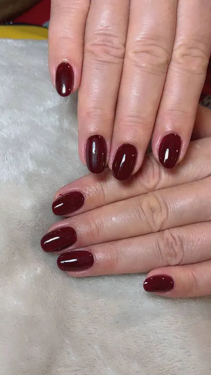 اجاره ی میز ناخن با قیمت مناسب|خدمات آرایشگری و زیبایی|سهند, |دیوار