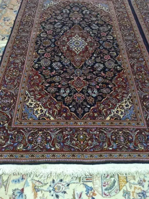 یک جفت قالیچه کاشان اعلا|فرش|مشهد, آیت الله خامنهای|دیوار