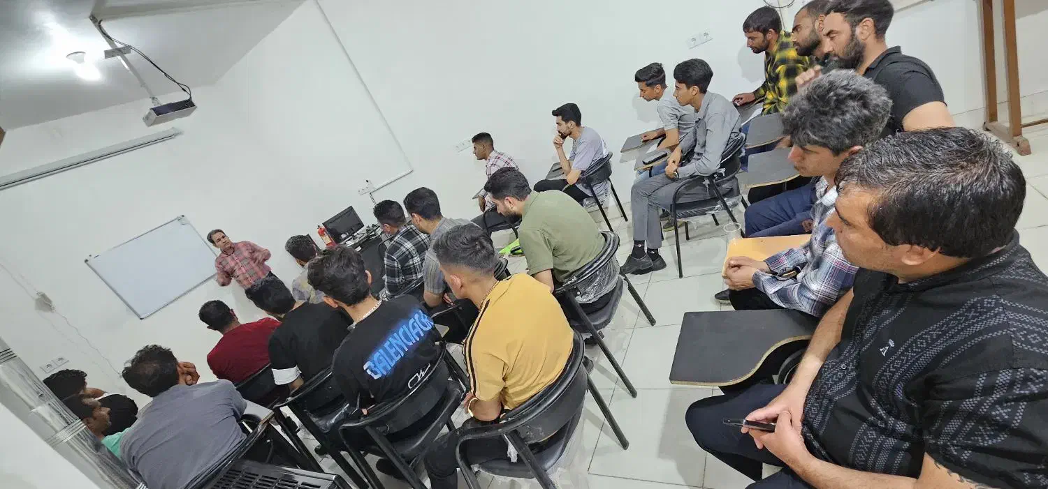 دیپلم برق صنعتی و آموزش تابلو و PLC|خدمات آموزشی|سیرجان, |دیوار