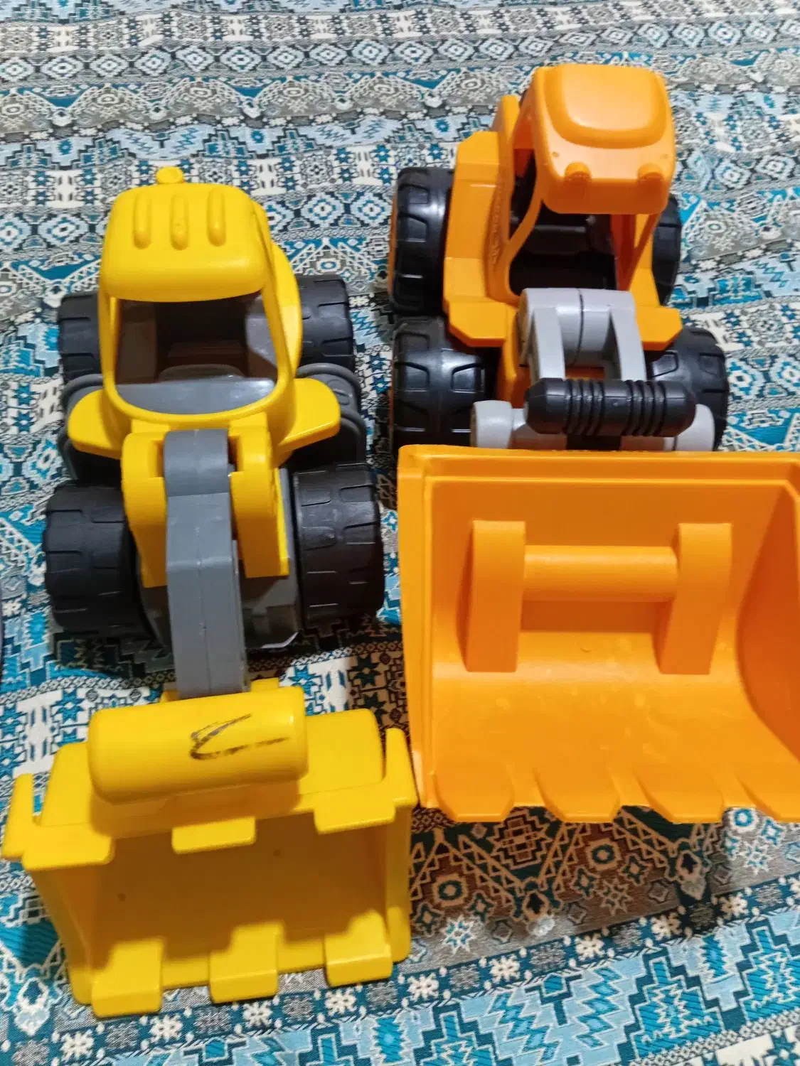 کاملا نو سالم|اسباب‌‌بازی|دماوند, دماوند|دیوار