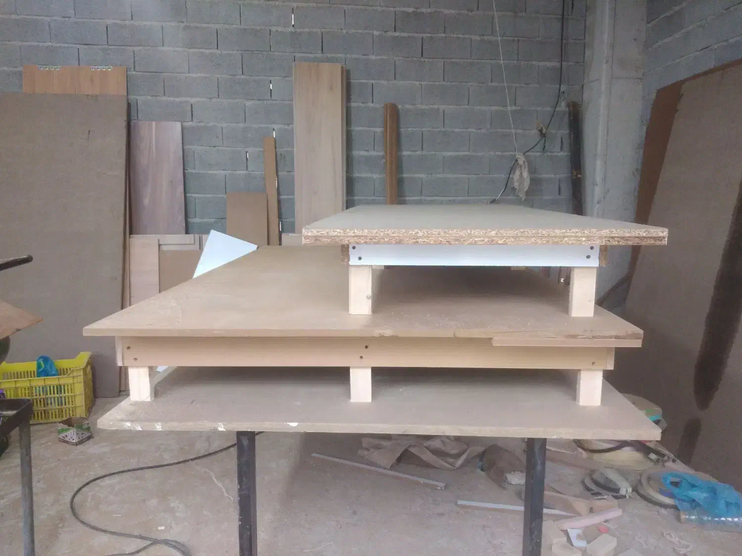 کفی تخت درجه یک آماده|تخت و سرویس خواب|ساری, |دیوار