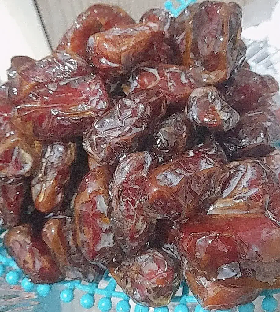 خرما|خوردنی و آشامیدنی|قم, قلعه کامکار|دیوار