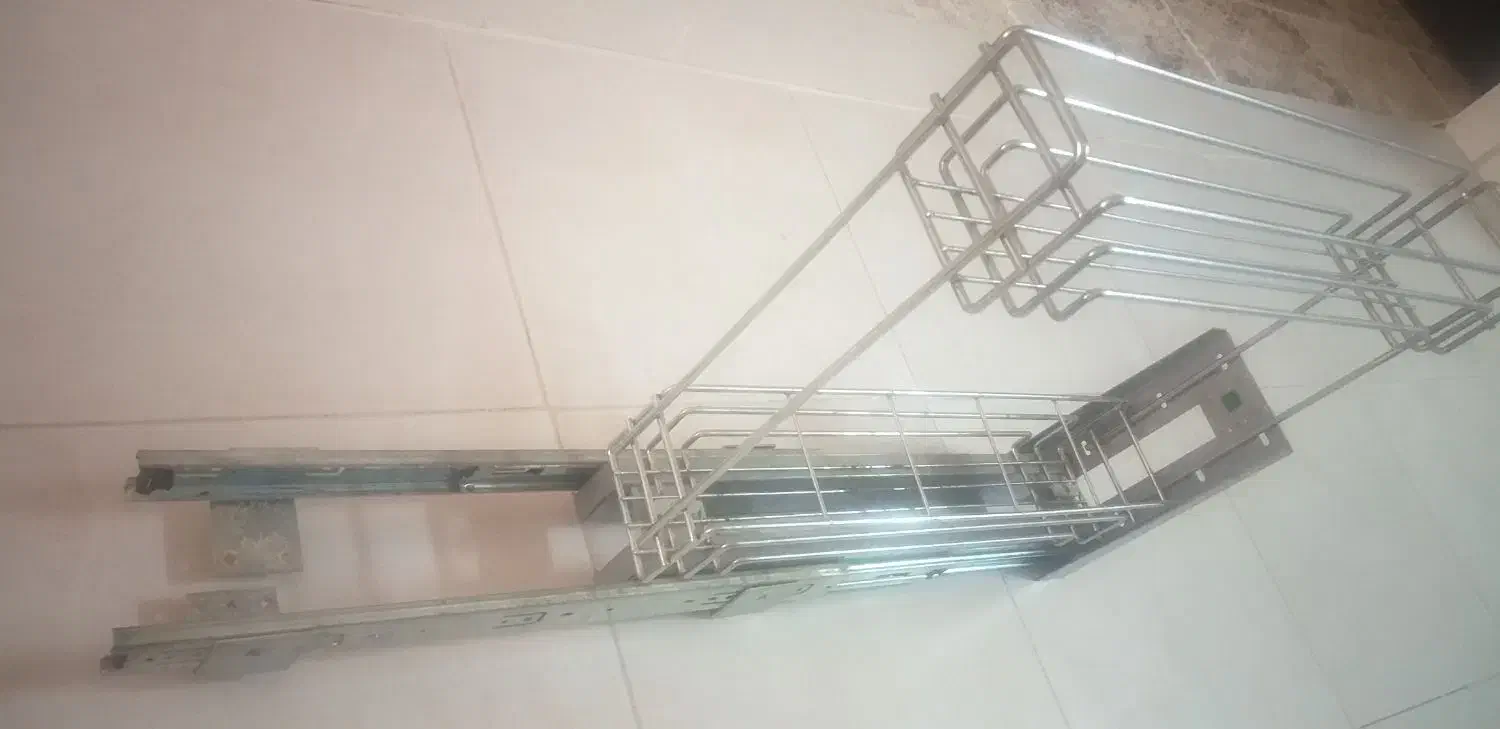 چند تیکه وسیله آشپزخانه|آب‌چکان و نظم‌دهنده ظروف|ساوه, |دیوار