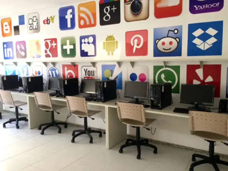 کافی نت|خدمات رایانهای و موبایل|بم, |دیوار