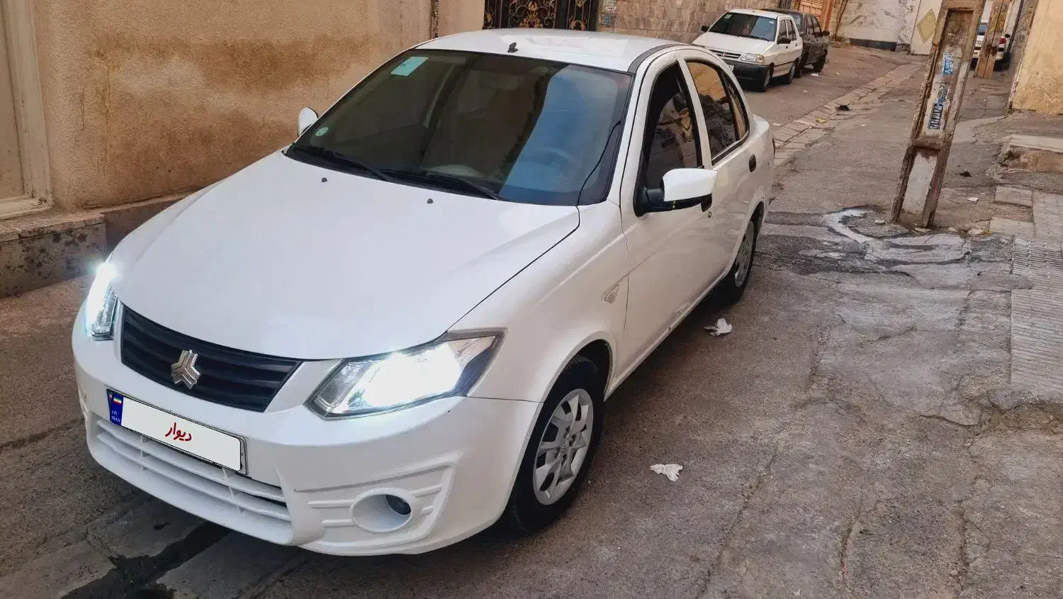 ساینا ۱۴۰۰ استثنایی|خودرو سواری و وانت|کرج, باغستان|دیوار