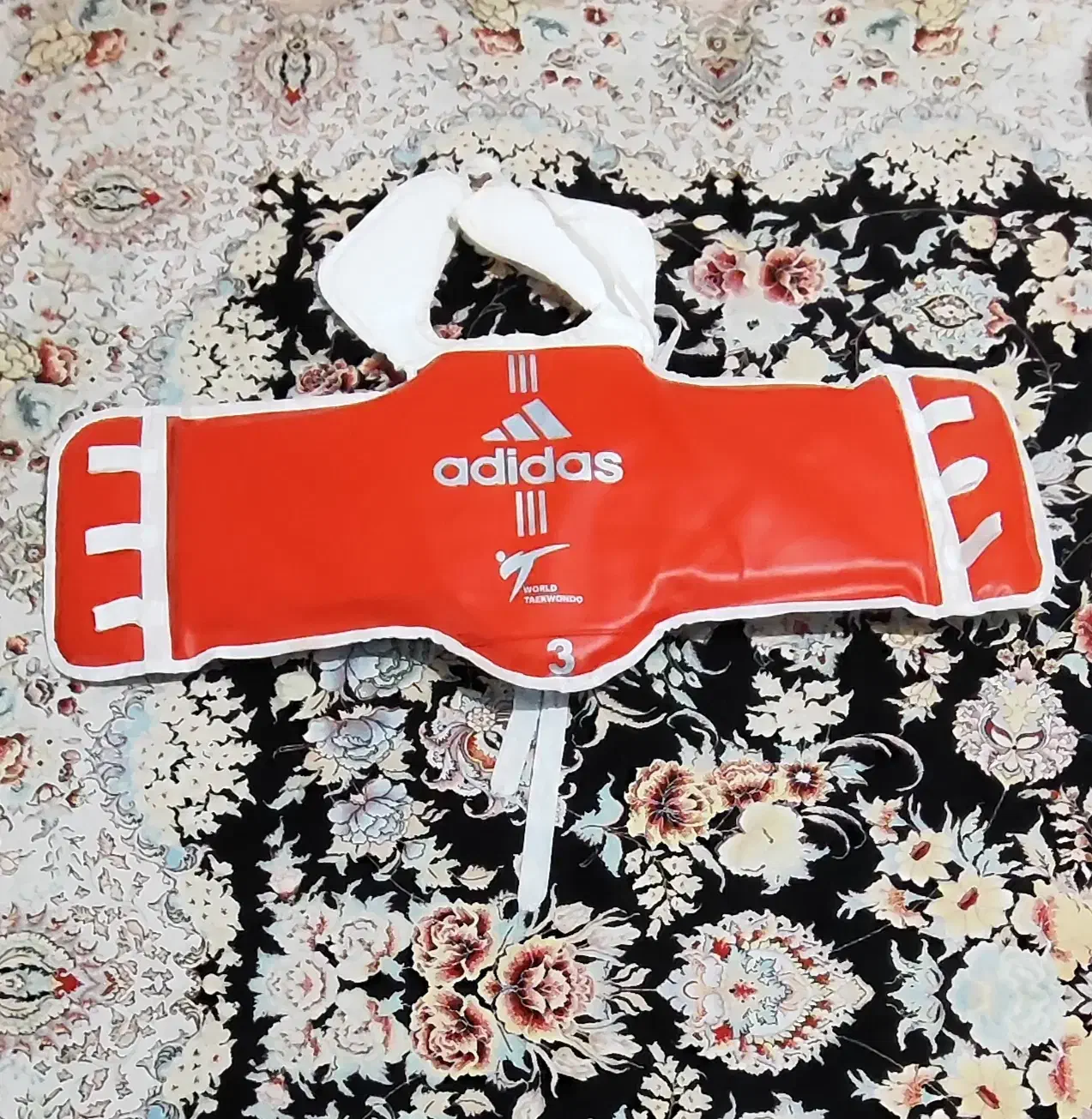 ست کامل وسایل تکواندو .|لباس|پاکدشت, پارچین|دیوار