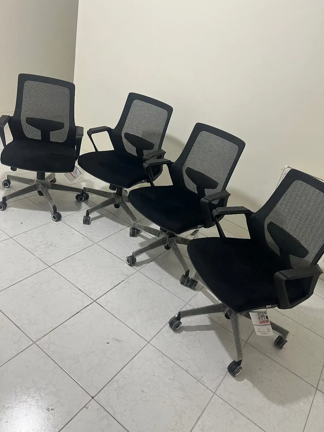 صندلی اداری لیو|مبلمان اداری|ارومیه, |دیوار