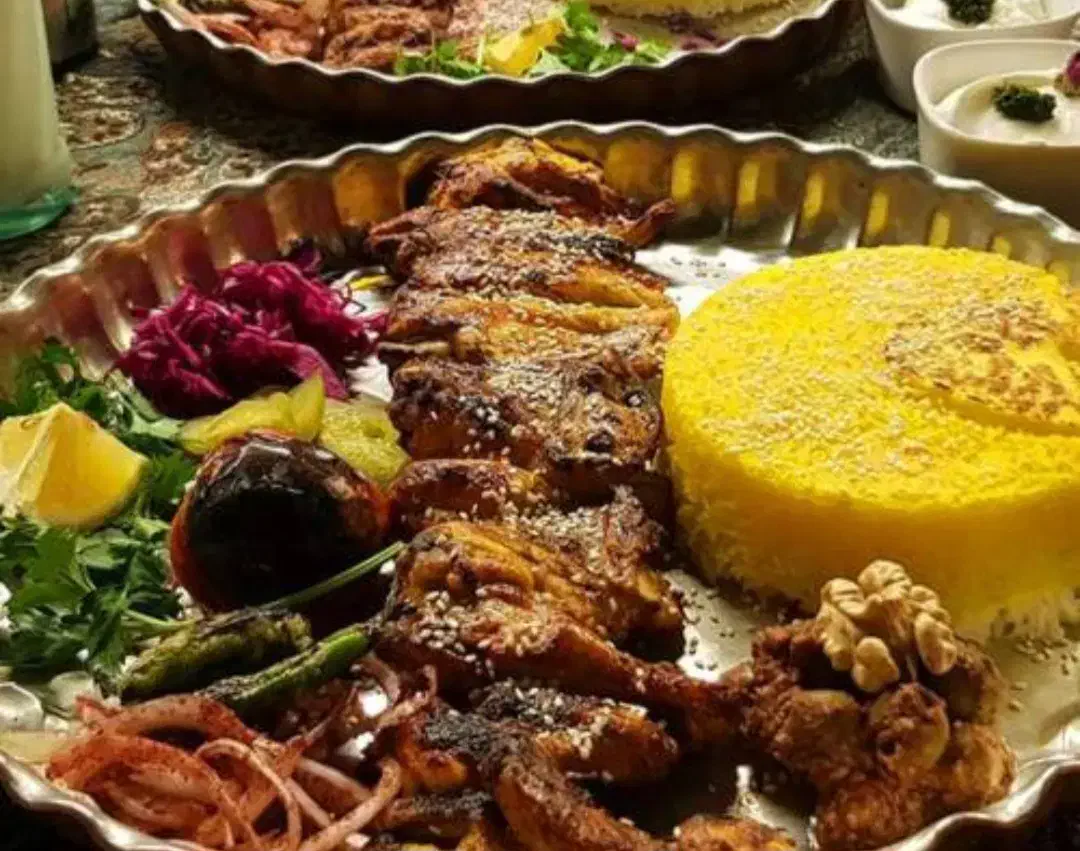 استخدام کارگر در تمام سکشنهای رستوران با مزایا|استخدام خدمات فروشگاه و رستوران|تهران, تجریش|دیوار