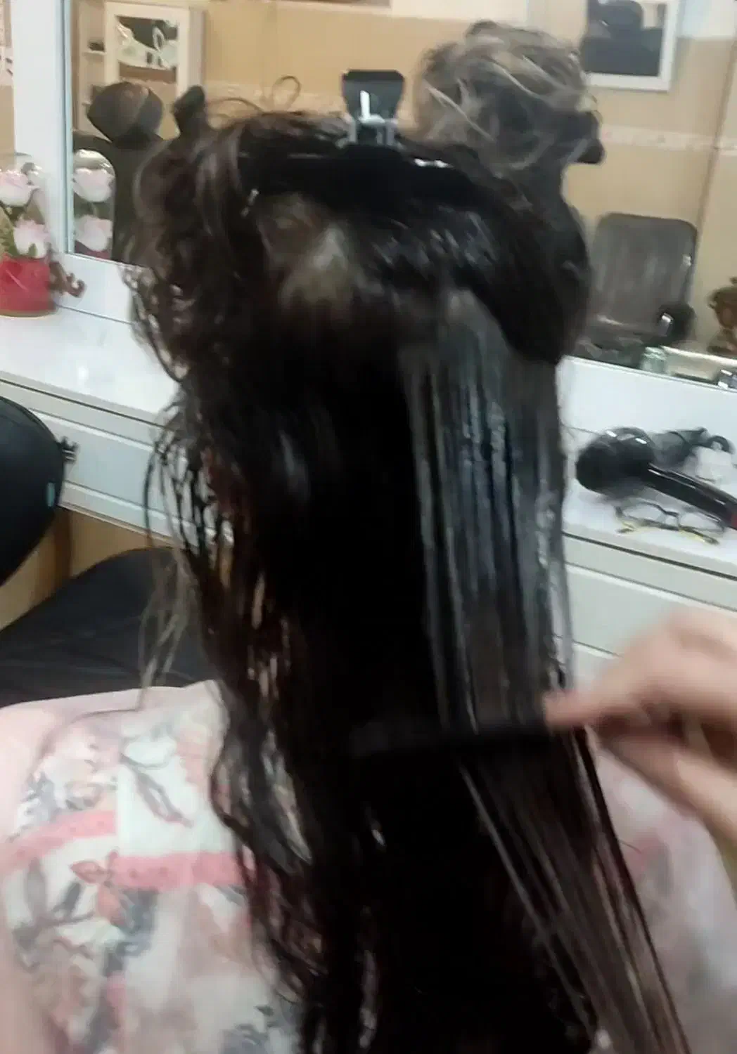 ویال تراپی ساقه مو وکف سر برای رشد واسیب|خدمات آرایشگری و زیبایی|خمام, |دیوار