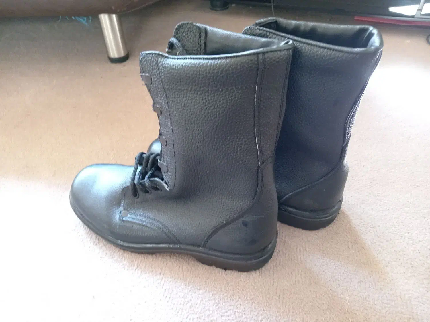 پوتین نو|کیف، کفش، کمربند|شهرضا, |دیوار