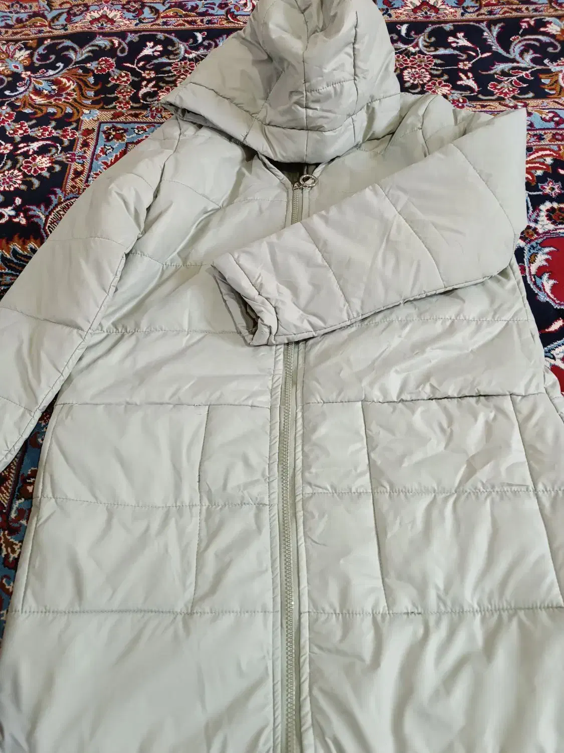 کاپشن|لباس|قم, شهرک امام حسن|دیوار