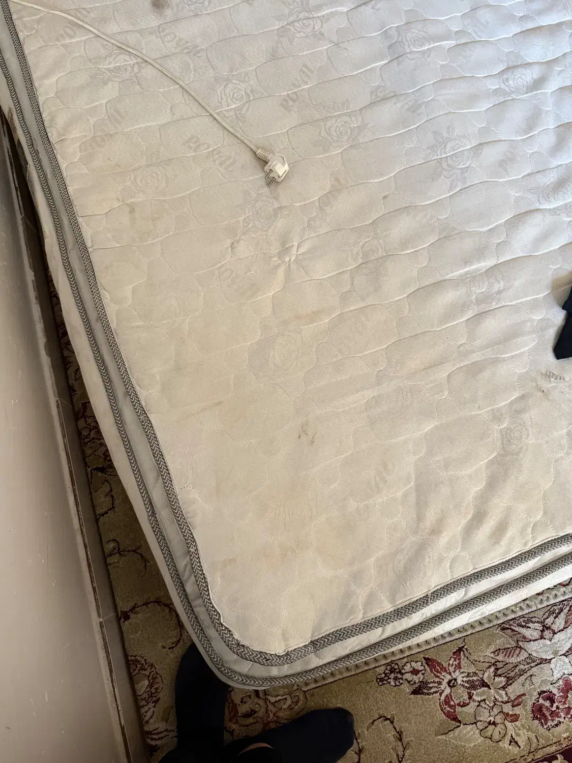 تخت دو نفره|تخت و سرویس خواب|شبستر, |دیوار