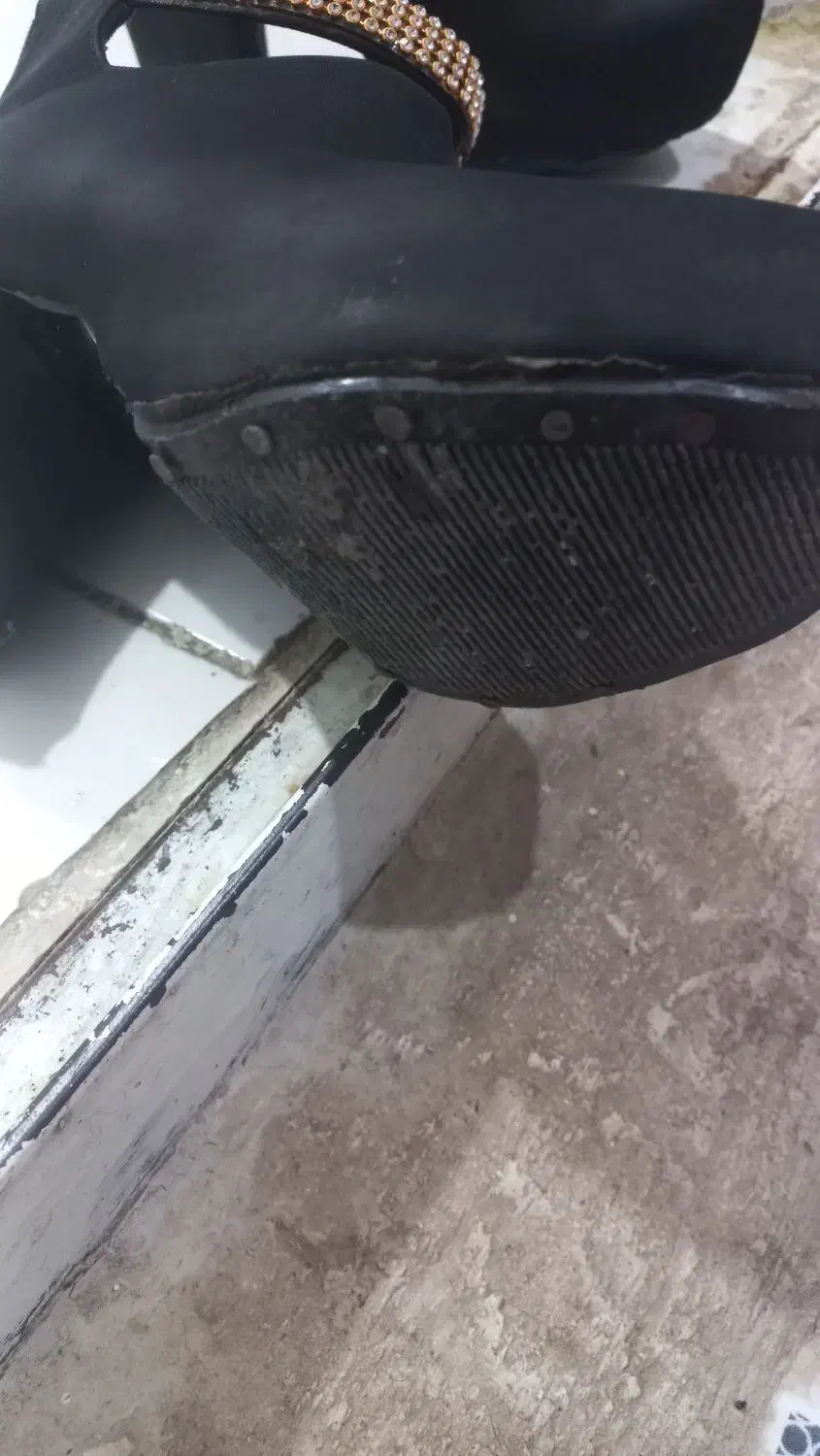 کفش مجلسی|کیف، کفش، کمربند|دهلران, |دیوار