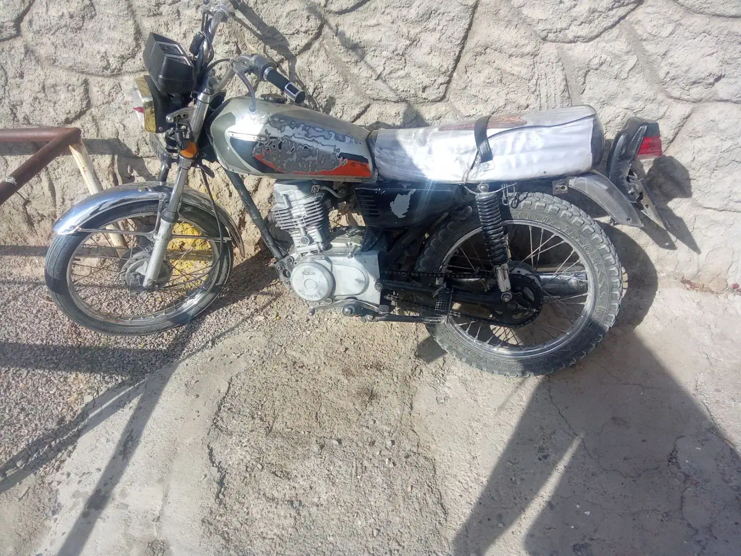 با سلام|موتورسیکلت|اصفهان, براآن شمالی|دیوار