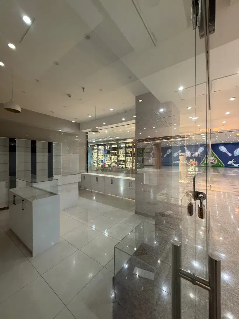 اجاره مغازه مجتمع خلیج فارس|اجارهٔ مغازه و غرفه|شیراز, شهرک قمشه|دیوار