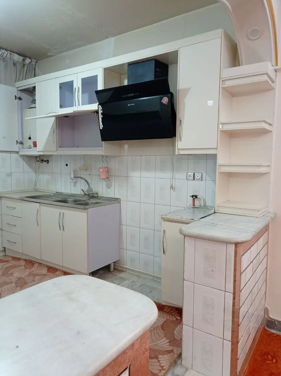 خانه ویلایی 2 طبقه طبقه همکف|اجارهٔ خانه و ویلا|بهارستان, |دیوار