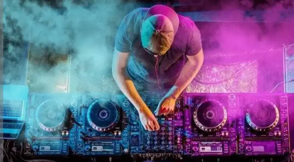 اجاره سیستم صوت ونور|خدمات پذیرایی، مراسم|کاشان, بازار کاشان|دیوار