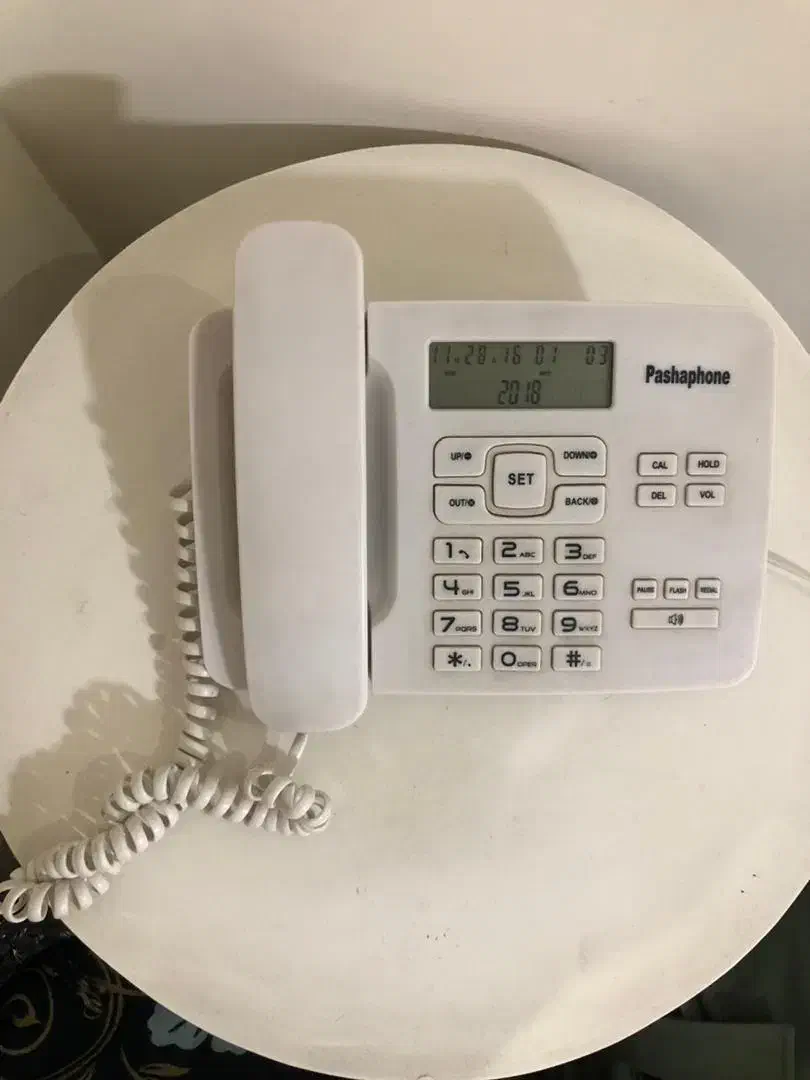 گوشی تلفن و میز تلفن در حد نو|تلفن رومیزی|تهران, افسریه شمالی|دیوار