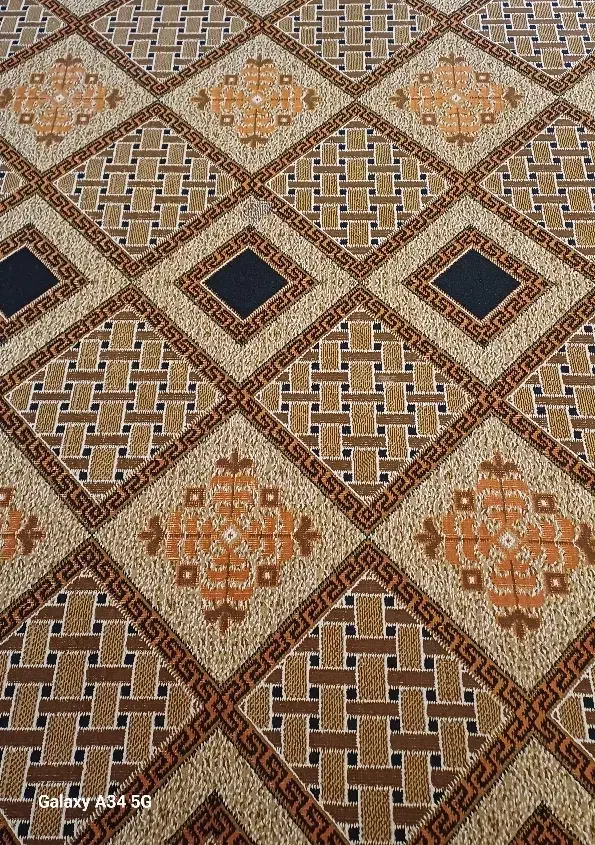 گلیم فرش ۲×۳/۸۰به فروش میرسد|گلیم، جاجیم، گبه|سرپل ذهاب, |دیوار