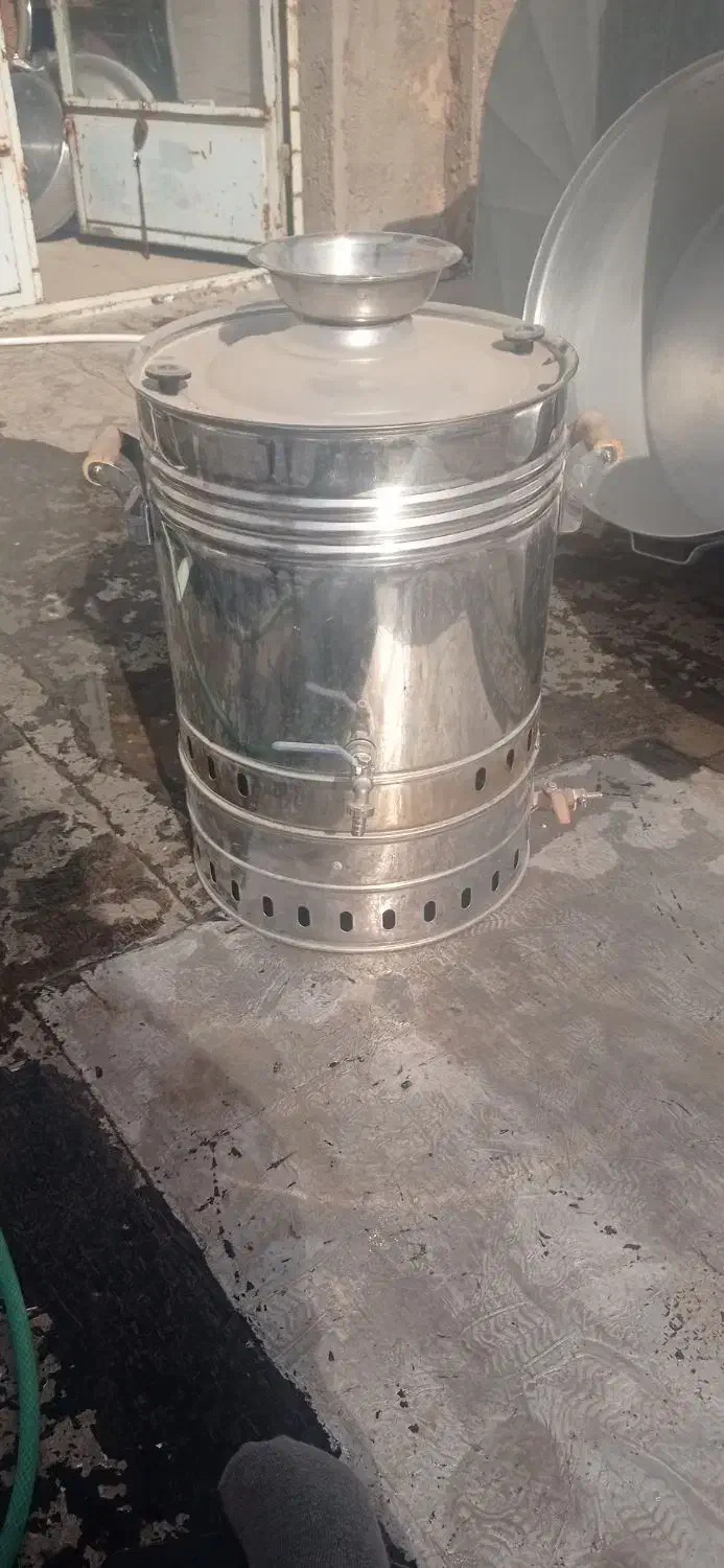 سماور بزرگ|سماور، چای‌ساز، قهوه‌ساز|برخوار, |دیوار