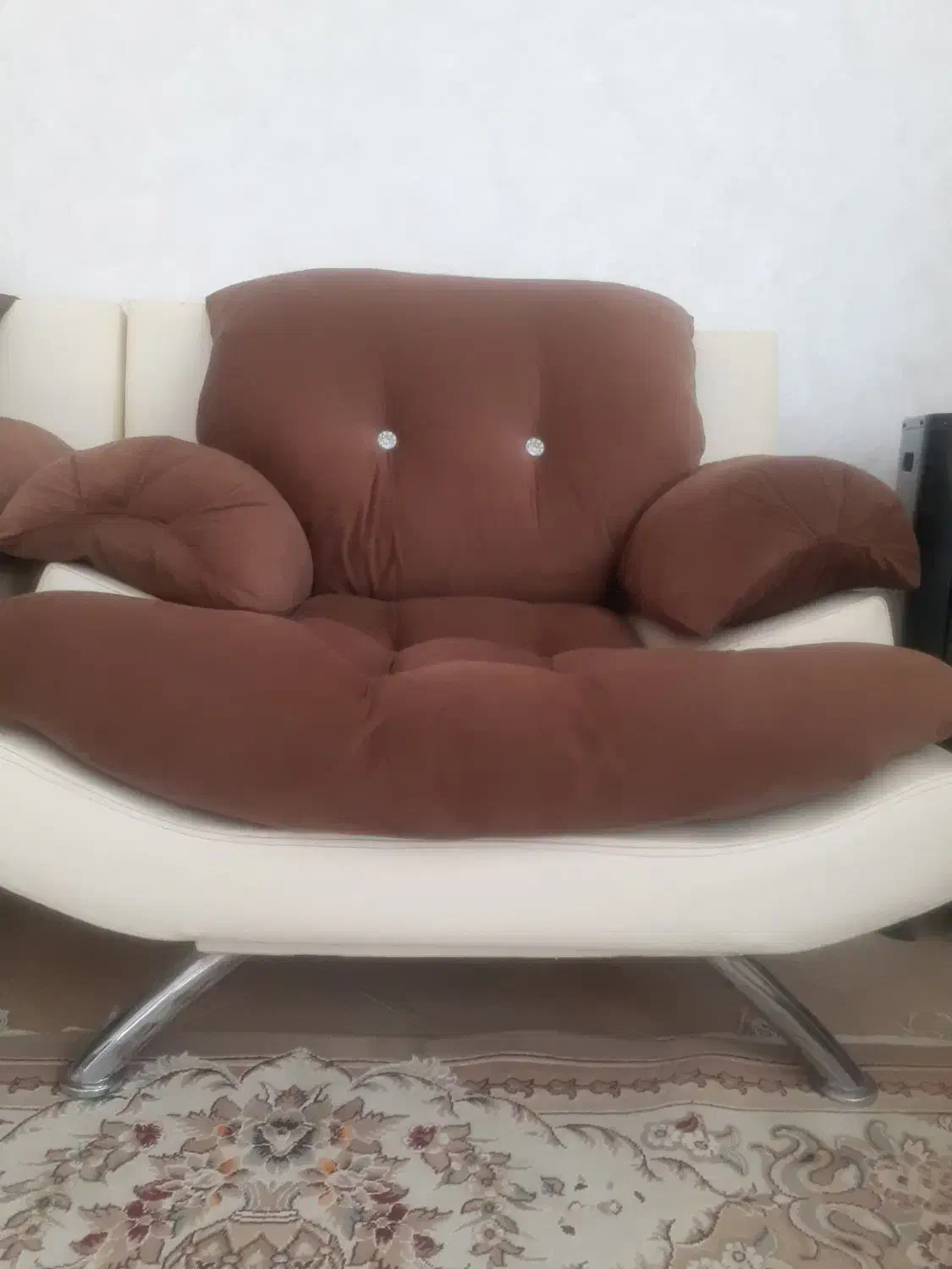 مبل راحتی|مبلمان خانگی و میز عسلی|نیشابور, بزرگمهر|دیوار