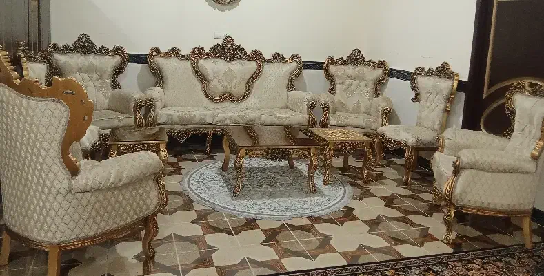 مبل سلطنتی 9نفره|مبلمان خانگی و میز عسلی|قصرشیرین, |دیوار