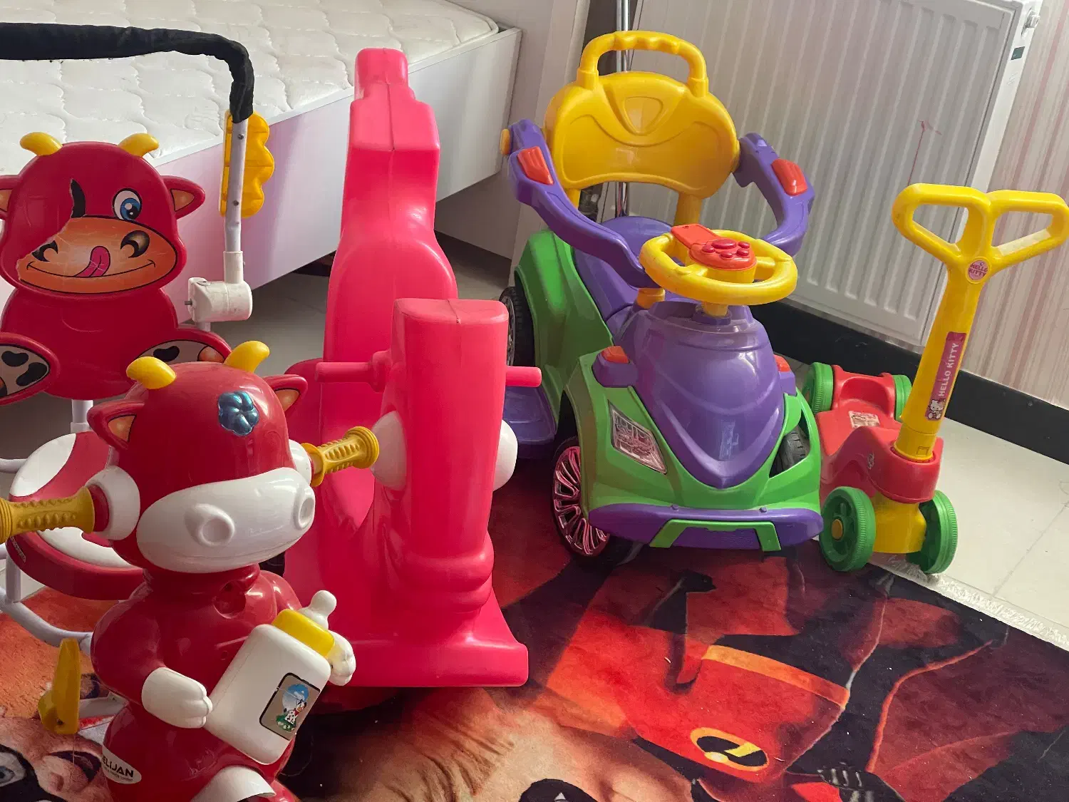 فروش تخت وخوش خواب وسایل بچه|تخت و صندلی بچه|شیراز, احمدآباد|دیوار