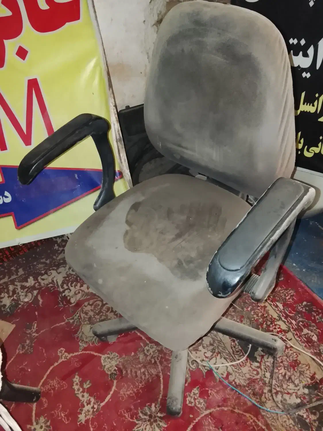 لوازم کافی نت و امور مشترکین صندلی و تابلو|دفتر کار|ورامین, شهرک مدرس|دیوار