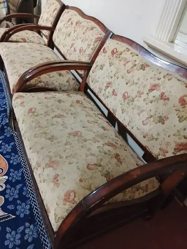 مبل راحتی چوبی|مبلمان خانگی و میز عسلی|مشهد, حضرت حجت|دیوار