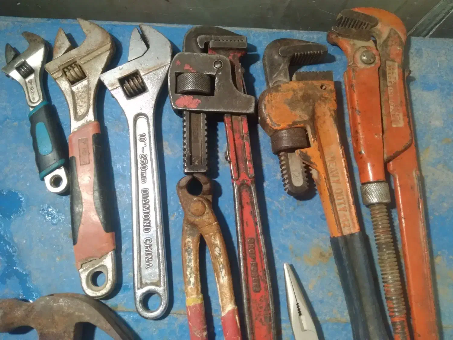 آچار لوله گیر وتعدادی ابزار|ابزارآلات|زاهدان, |دیوار