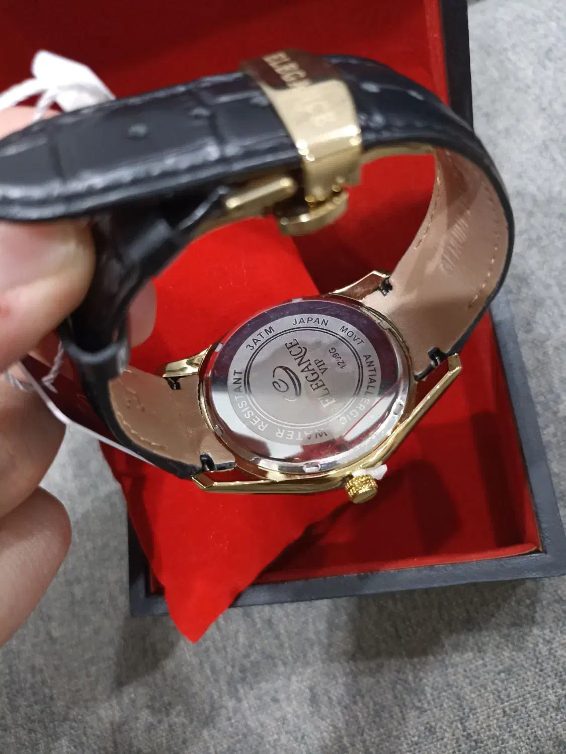 ساعت الگانس نونو|ساعت|گلپایگان, |دیوار