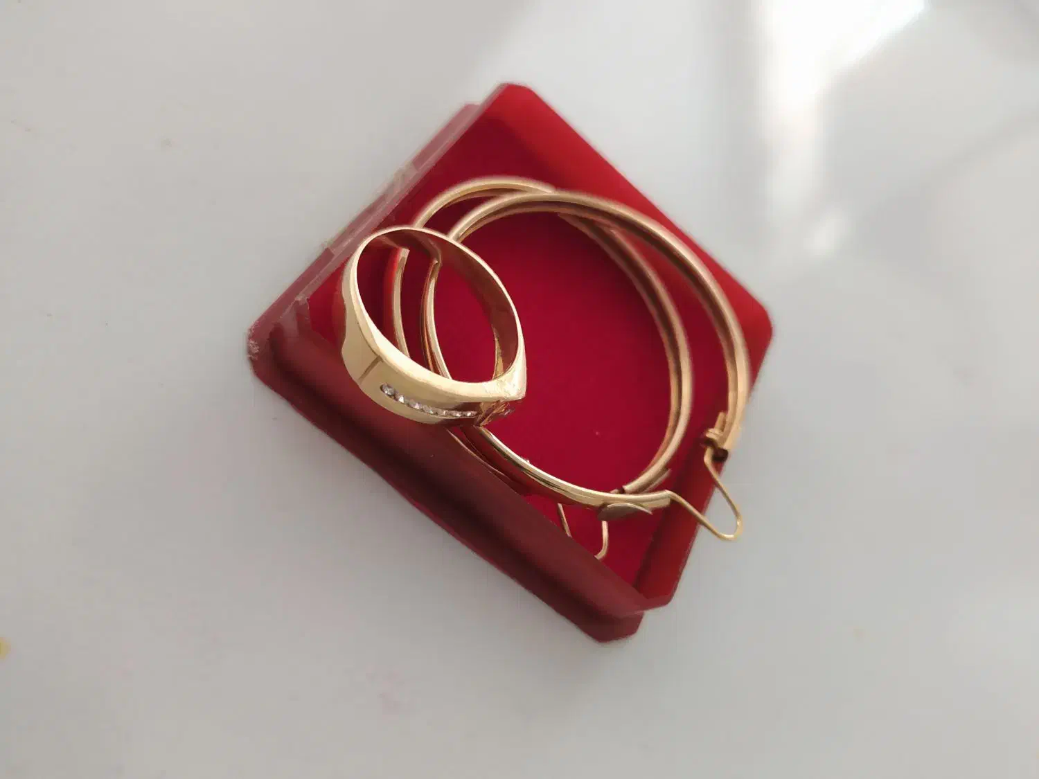 طلا نو با فاکتور اجرت بالافقط ۵۰۰ بالای تابلو۱۰گرم|جواهرات|شیراز, ملاصدرا|دیوار