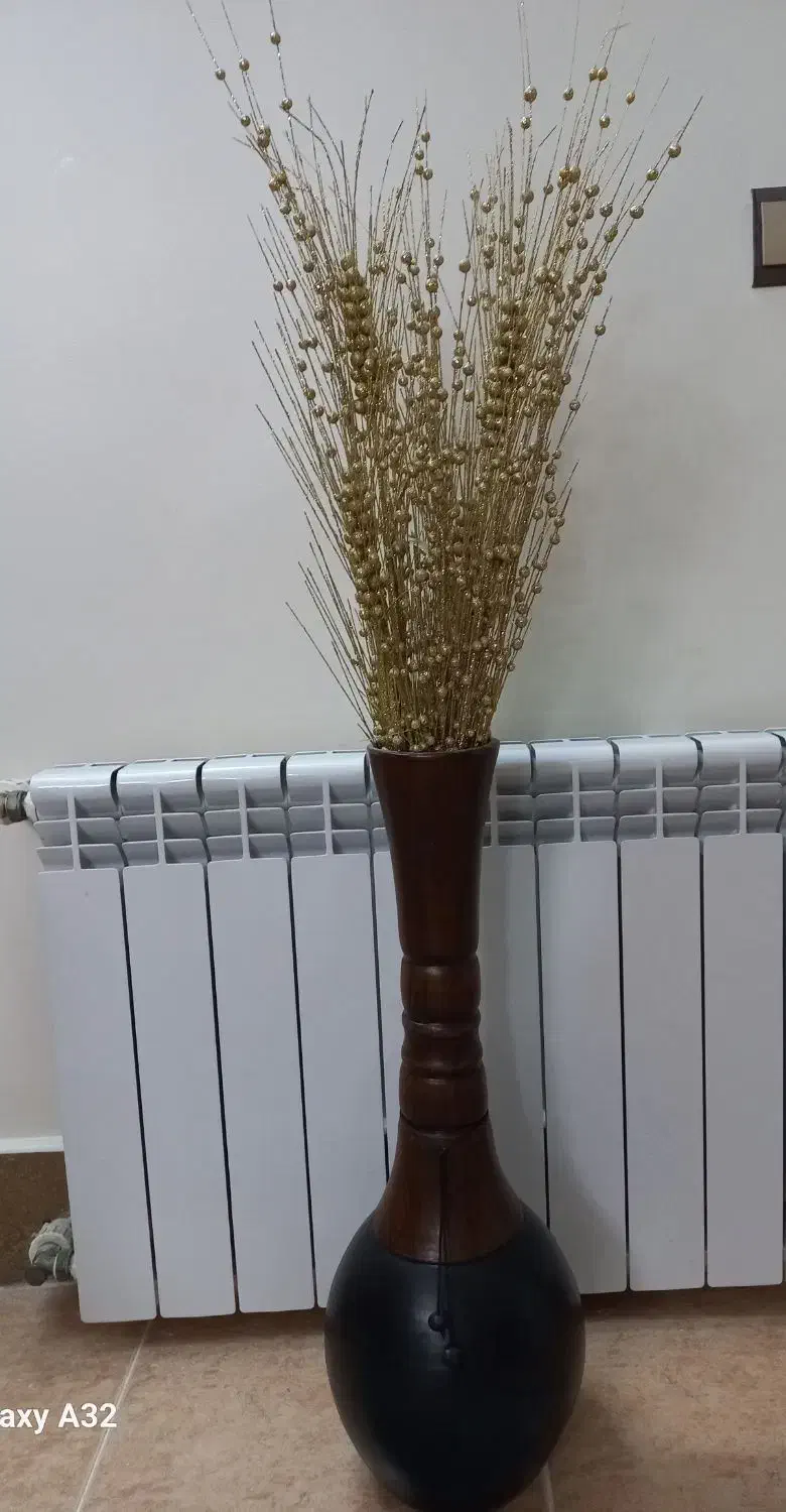 گلدان و گل|صنایع دستی و سایر لوازم تزئینی|کاشان, شهرک انقلاب|دیوار