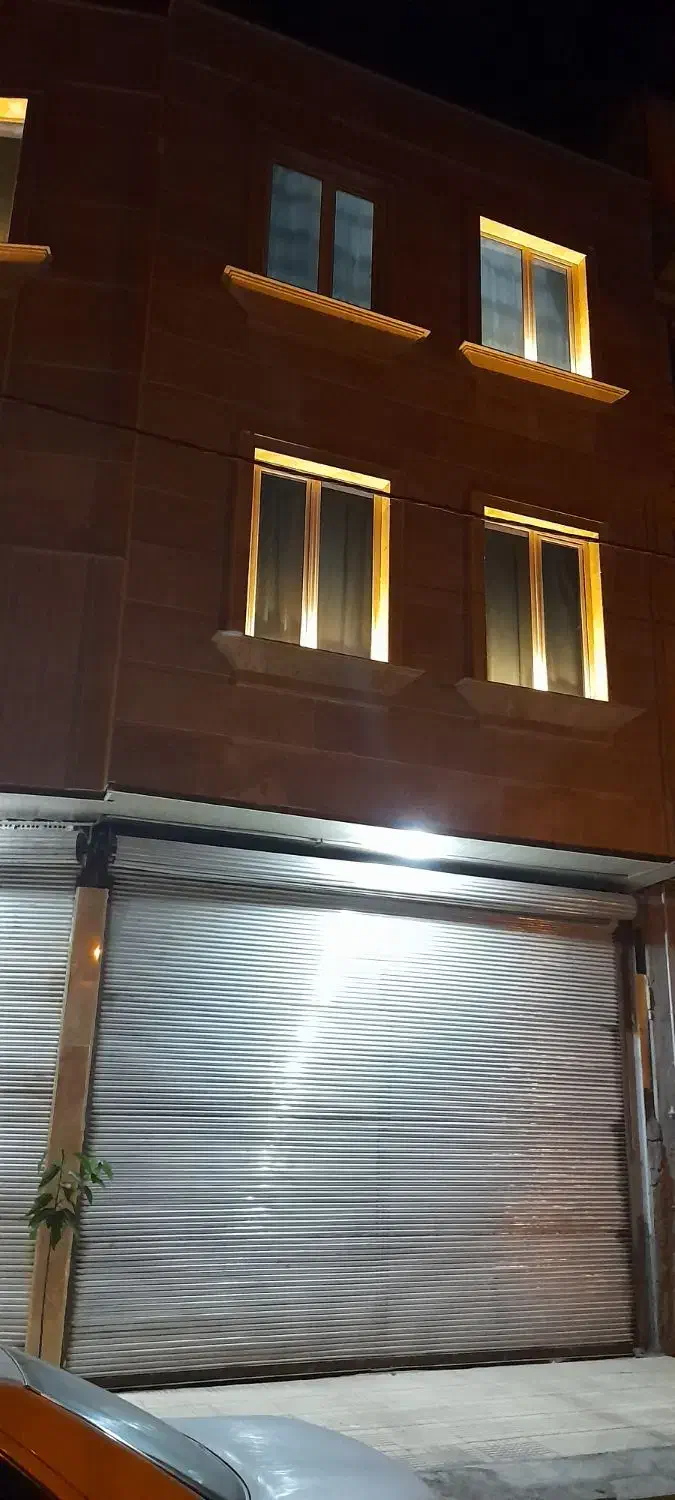 رهن و اجاره مغازه برای انباری|اجارهٔ مغازه و غرفه|خوی, |دیوار