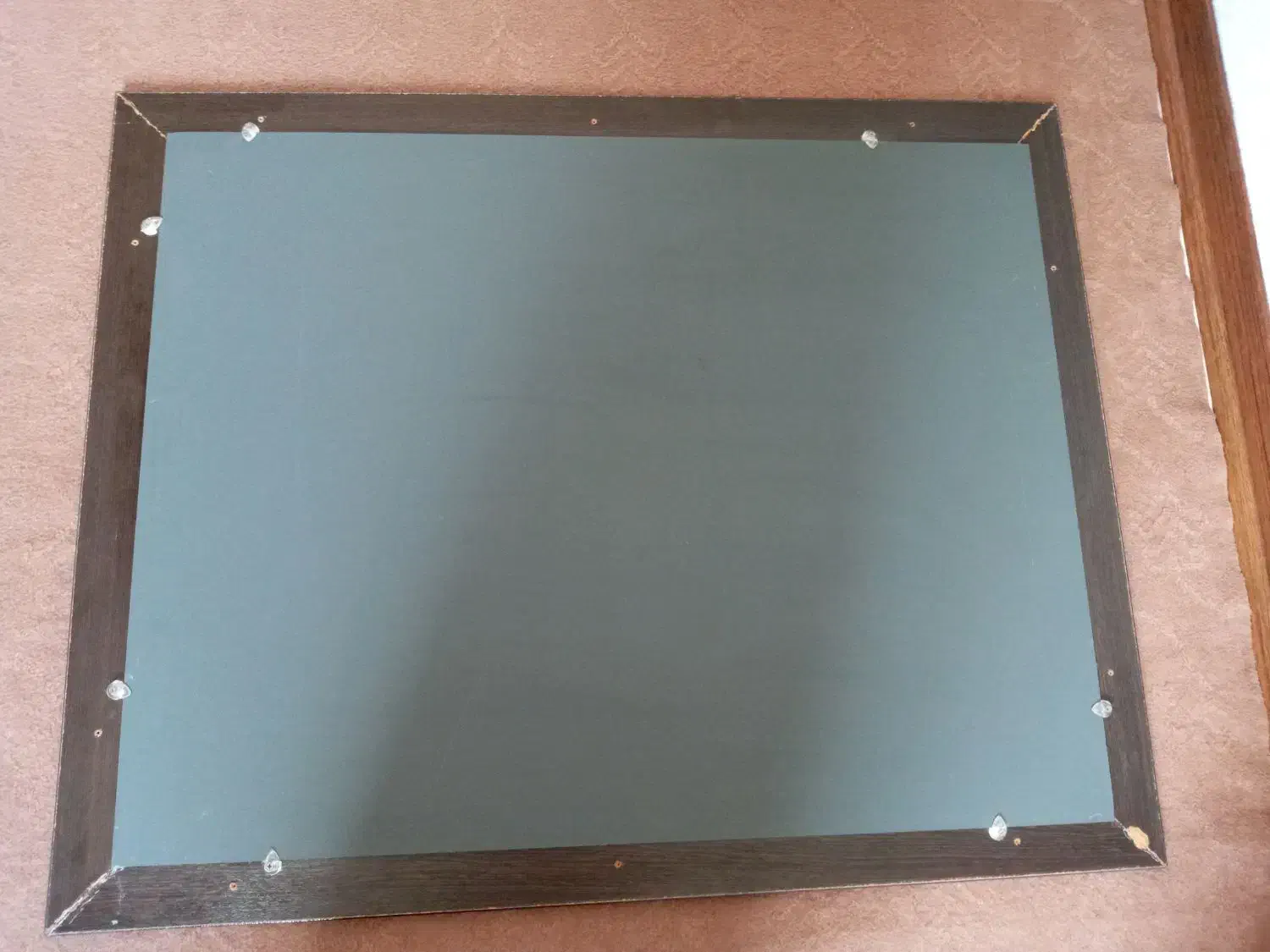 آینه ی دراور|آینه|فردیس, سرحدی|دیوار