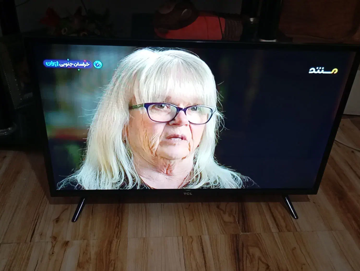 ال ای دی 32 اینچ TSL در حد صفر|تلویزیون و پروژکتور|رشت, کوی مهر|دیوار