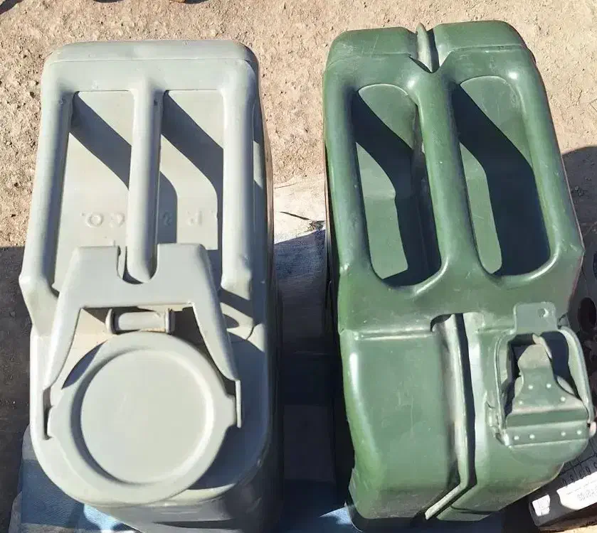 گالن ۲۰ لیتری فلزی آفرودی|قطعات یدکی و لوازم جانبی|تهران, ترمینال جنوب|دیوار