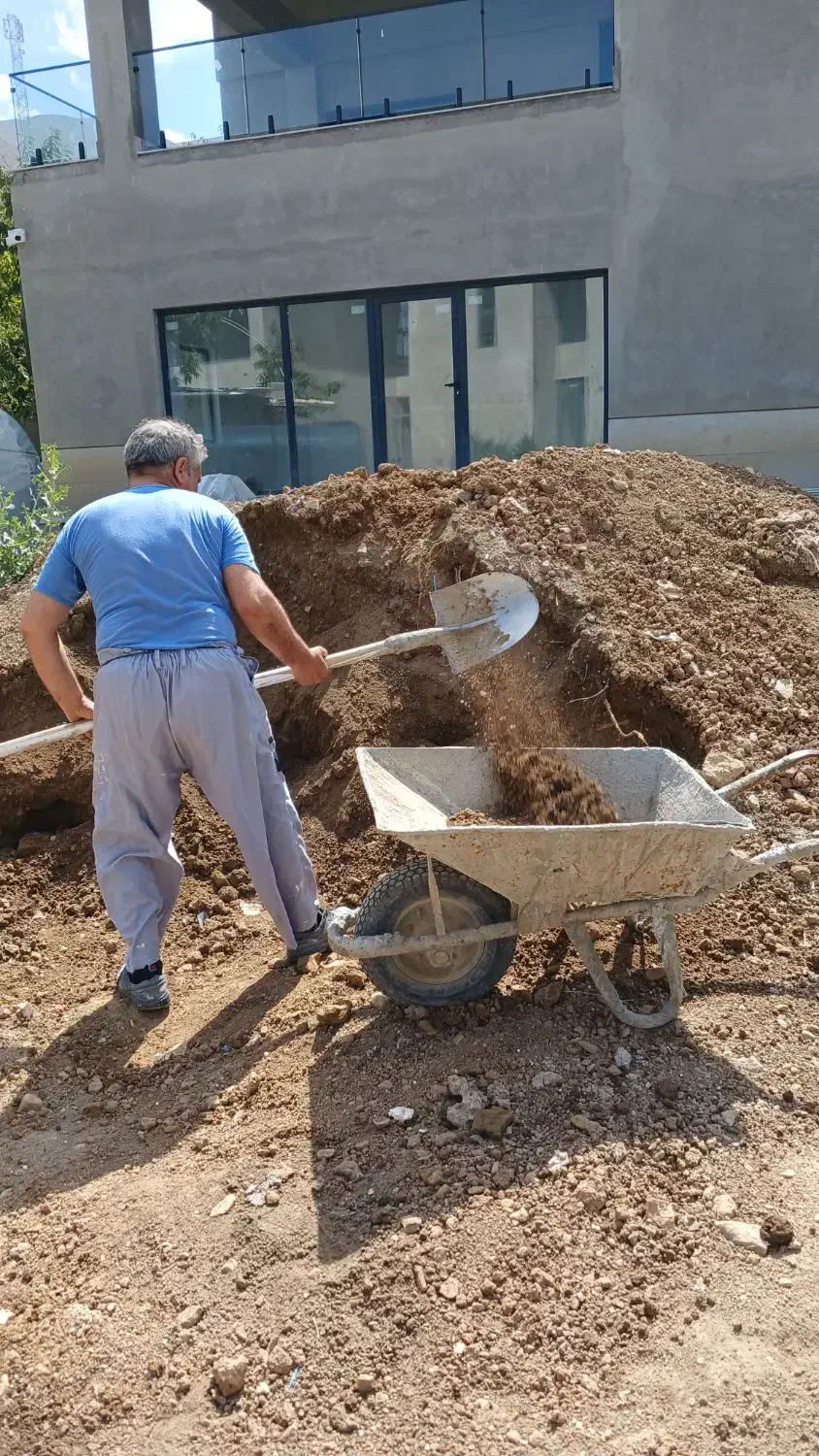 کلیه امور باغبانی صفر تاصد انجام می‌شود|خدمات باغبانی و درختکاری|کرج, فاز ۲ مهرشهر|دیوار
