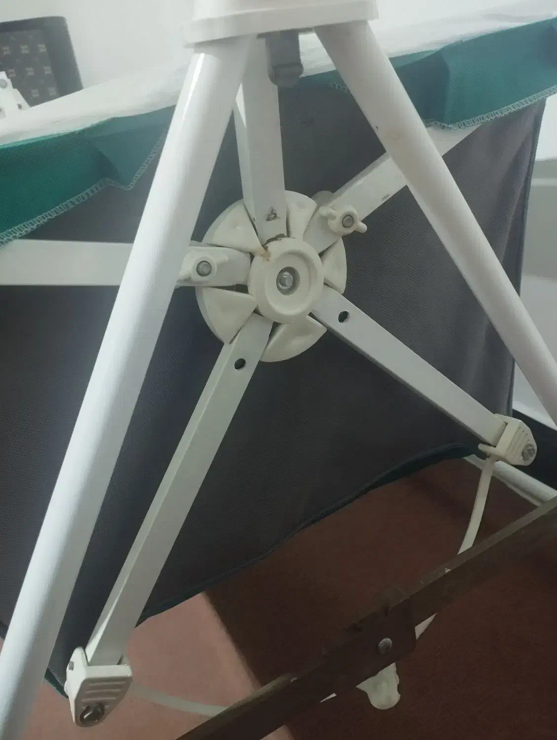 گهواره تاشو|تخت و صندلی بچه|هشتگرد, قاسم آباد بزرگ|دیوار