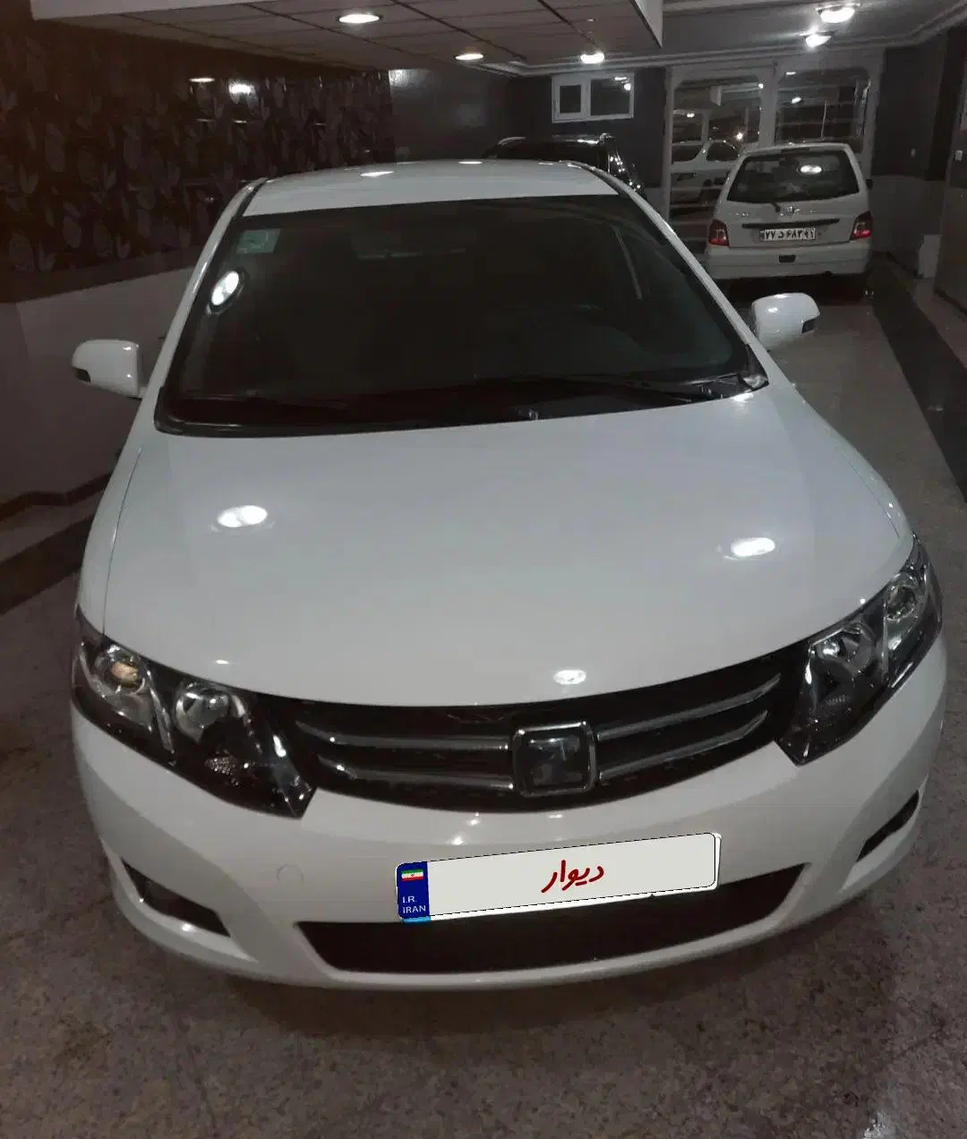 آریو مدل ۹۸ اتومات بی رنگ|خودرو سواری و وانت|اردبیل, |دیوار